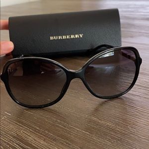 Burberry sunglasses with case